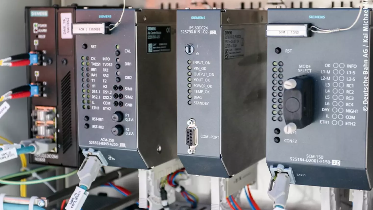 Detailaufnahme von digitaler Stellwerkstechnik