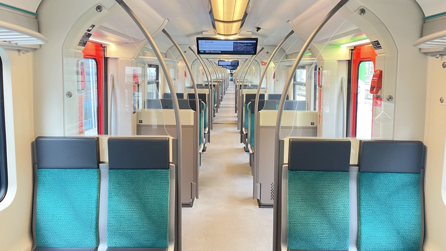 Innenansicht der Fahrzeuge S-Bahn Rheinland