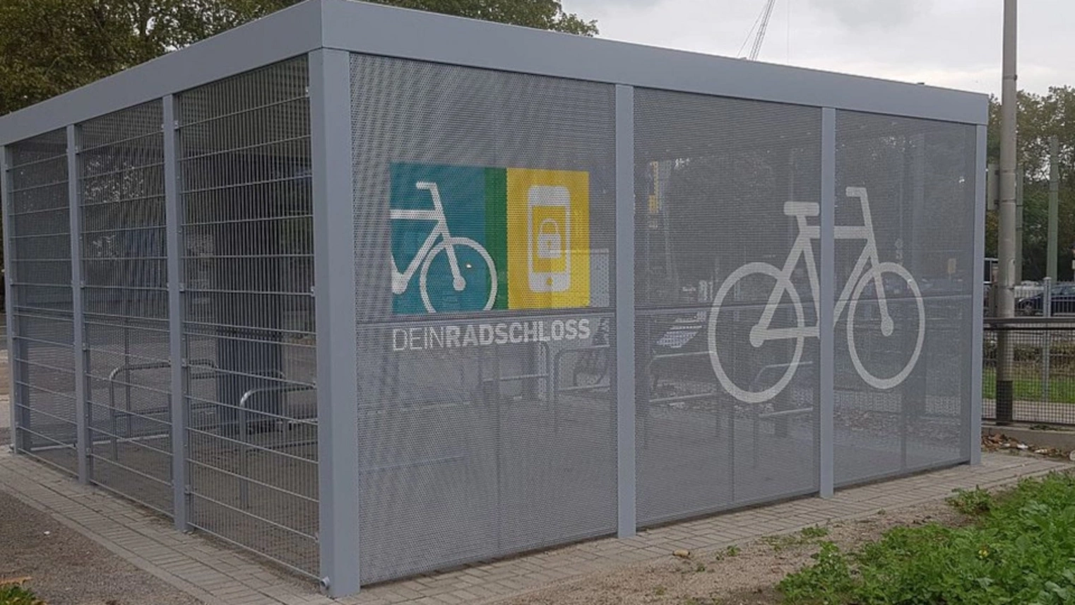 Die DeinRadschloss Anlage am Bahnhof Duisburg Ruhrort