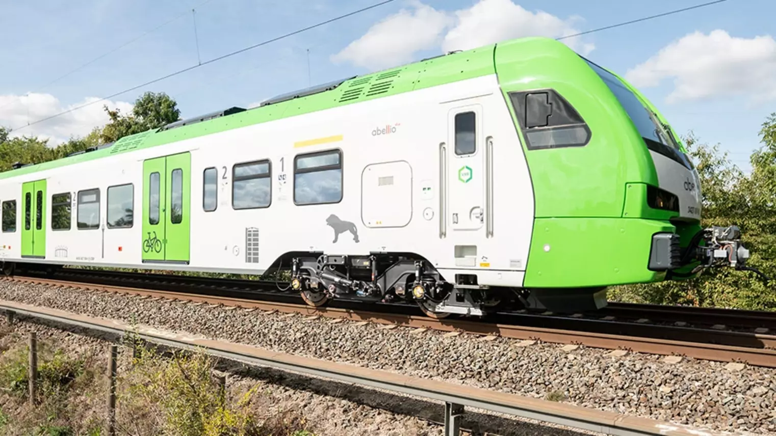 Ansicht einer neuen S-Bahn im grünen VRR-Design
