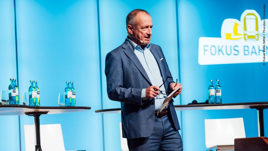 ÖPNV-Sicherheitskongress NRW: Oliver Wittke, Vorstandssprecher des VRR