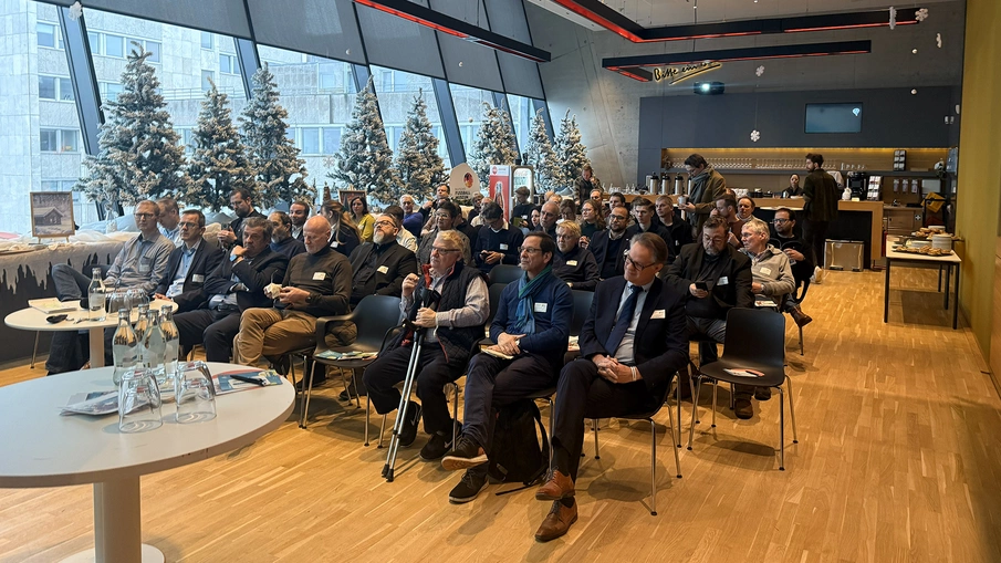 Kommunalpolitisches Forum Dortmund: Auditorium im Veranstaltungsort, dem Deutschen Fußballmuseum