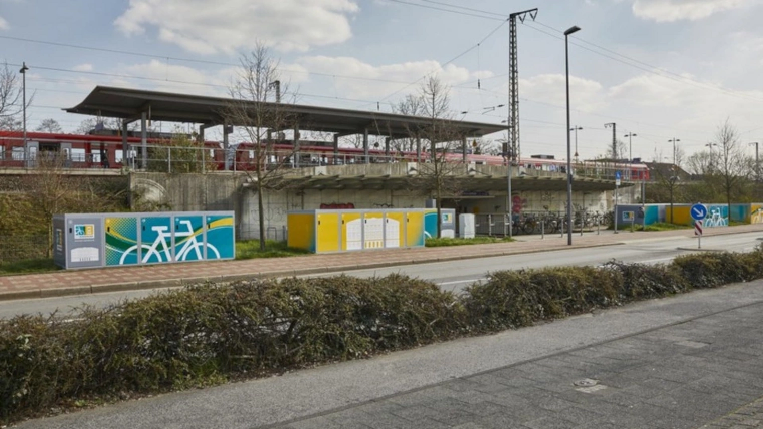 Die DeinRadschloss Anlage am Bahnhof Krefeld Uerdingen
