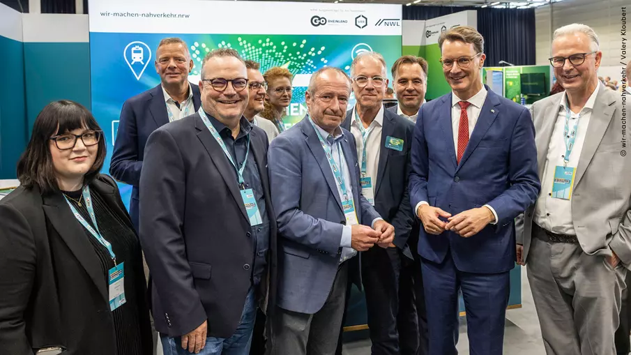 Anwesende beim Landesparteitag der CDU, u. a. Hendrik Wüst, Ministerpräsident des Landes Nordrhein-Westfalen