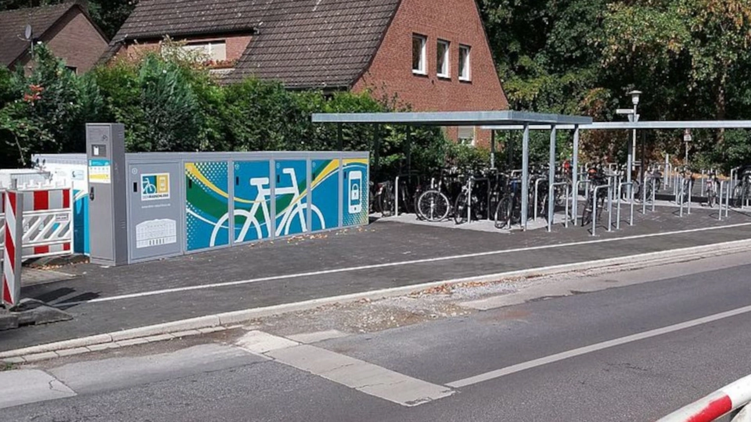 Die DeinRadschloss Anlage am Bahnhof Krefeld Forsthaus