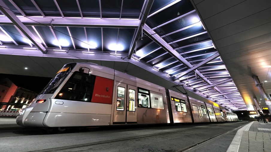Der Busbahnhof in Ratingen.