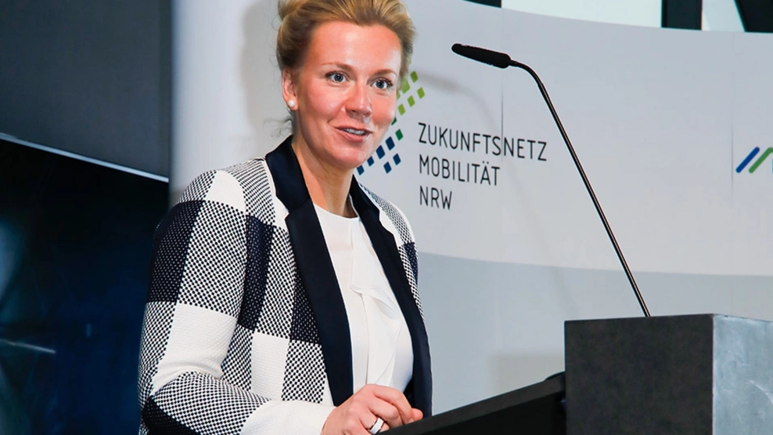 Verkehrsministerin Ina Brandes