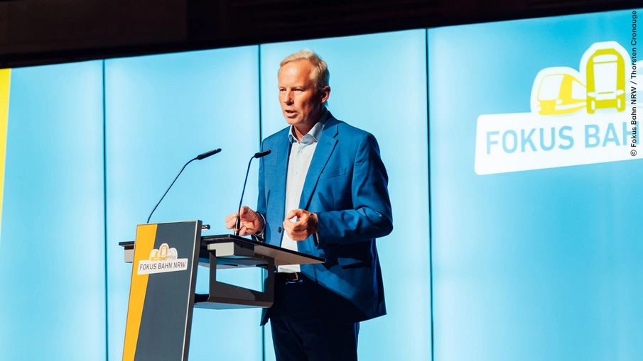 ÖPNV-Sicherheitskongress NRW: Udo Sieverding, Abteilungsleiter Mobilität der Zukunft, Radverkehr, ÖPNV im Ministerium für Umwelt, Naturschutz und Verkehr NRW