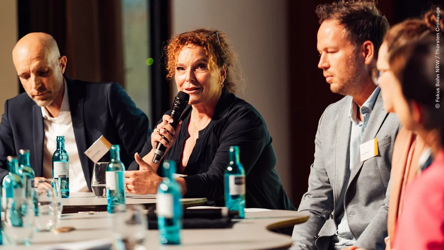 ÖPNV-Sicherheitskongress NRW: Anja Wenmakers, Geschäftsführerin der Stadtwerke Bonn