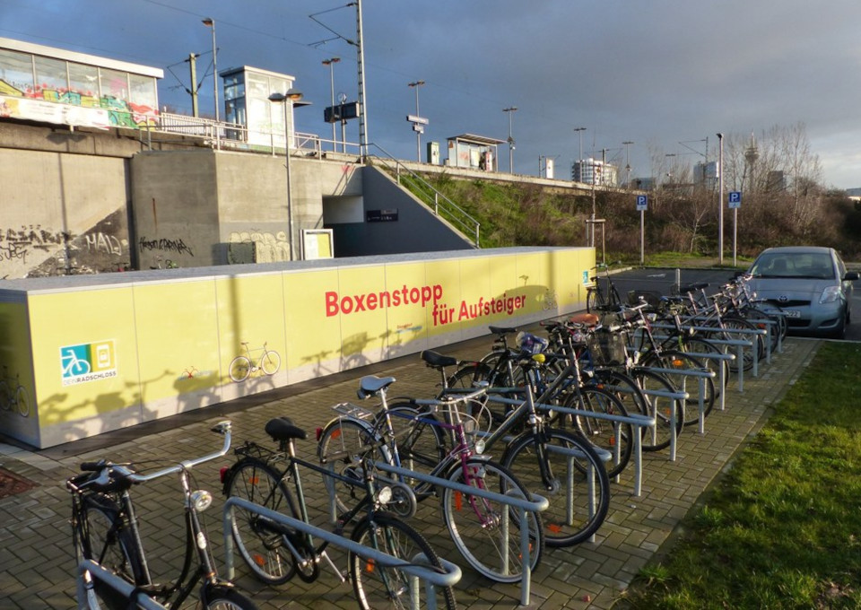 Die DeinRadschloss Anlage am Bahnhof Düsseldorf Hamm