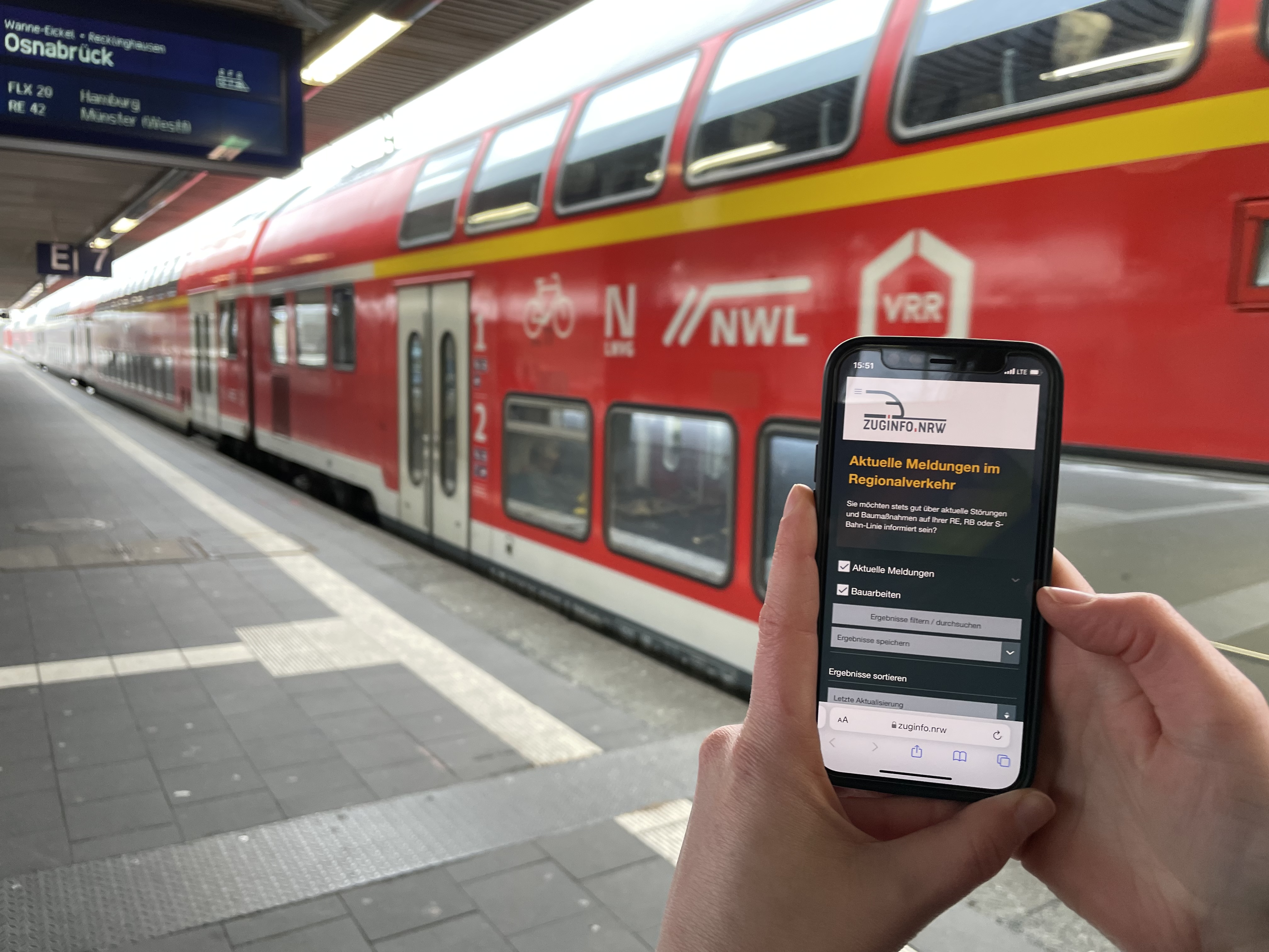 Die Zuginfo NRW Seite auf dem Handy geöffnet