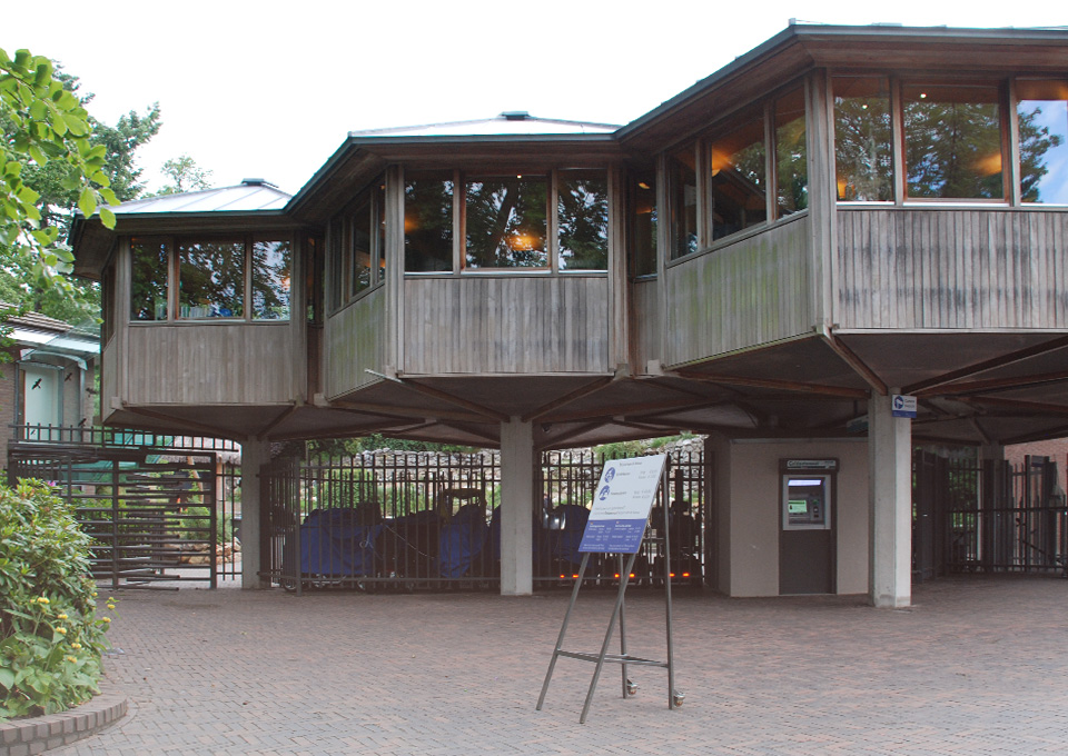 Der Eingang am Burger's Zoo in Arnhem