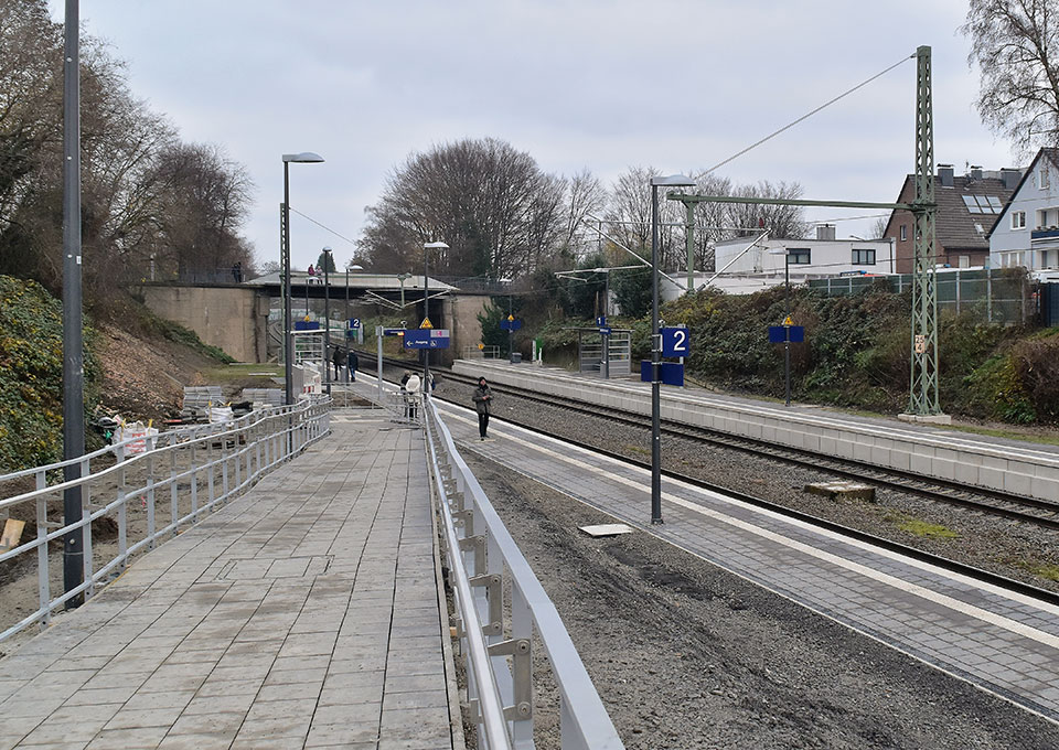 Rampe zum Bahnsteig 2 am Bahnhof Herten