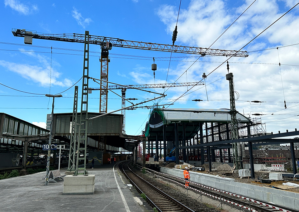 Blick auf die Bauarbeiten am Duisburger Hbf